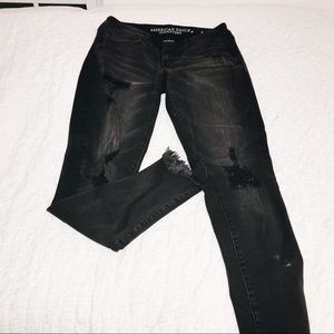DONATING SOON ✰ American Eagle Jeans ✰